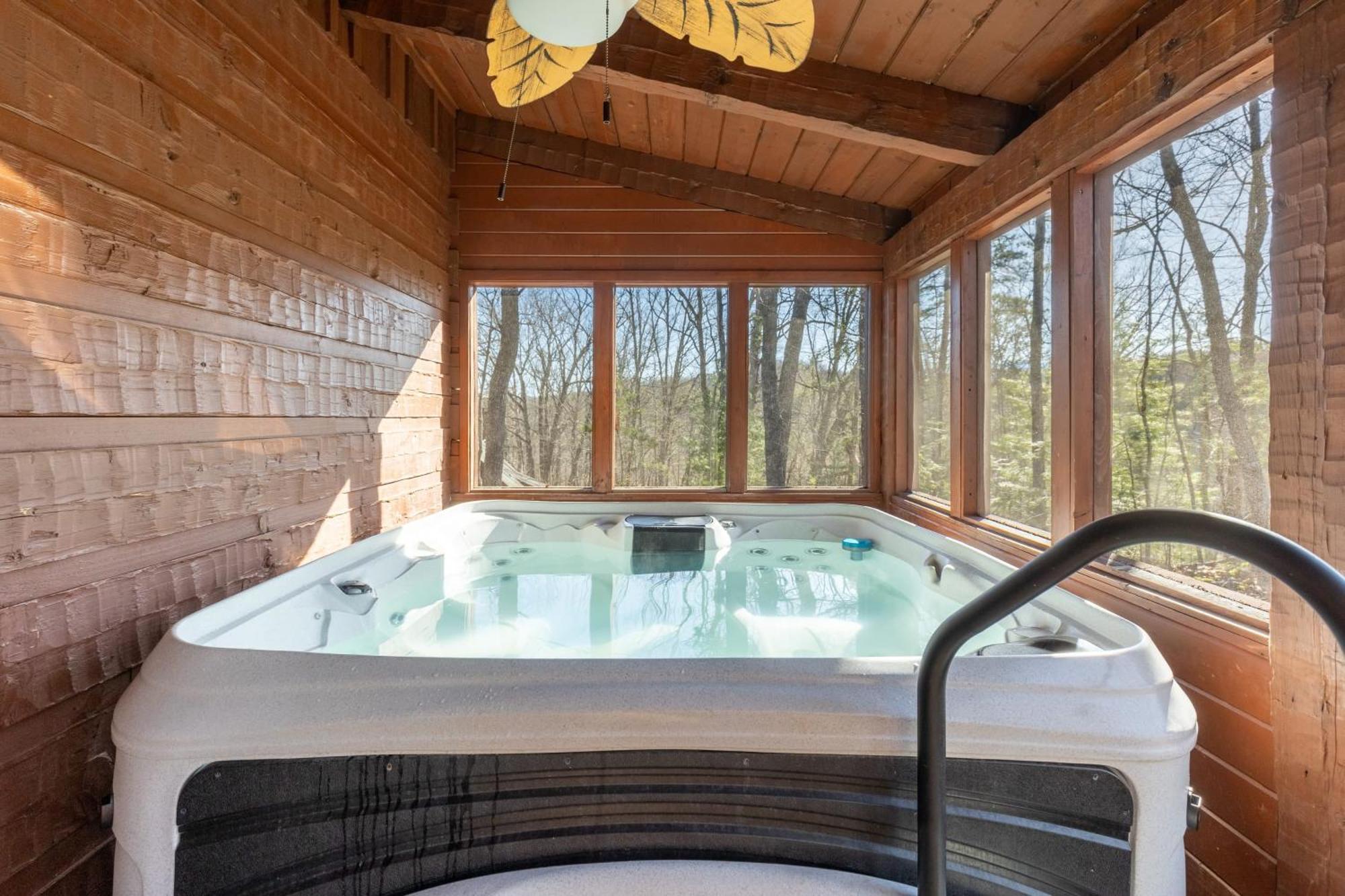 Dudley II By Avantstay Comfortable Cabin W Hot Tub Views بيدجن فورج المظهر الخارجي الصورة