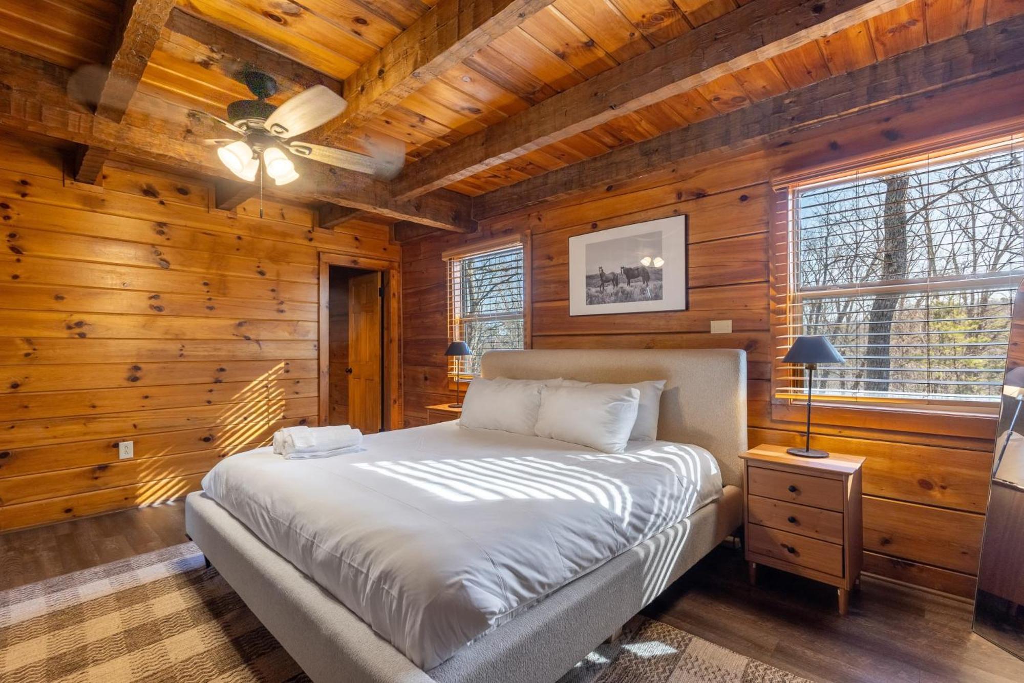 Dudley II By Avantstay Comfortable Cabin W Hot Tub Views بيدجن فورج المظهر الخارجي الصورة