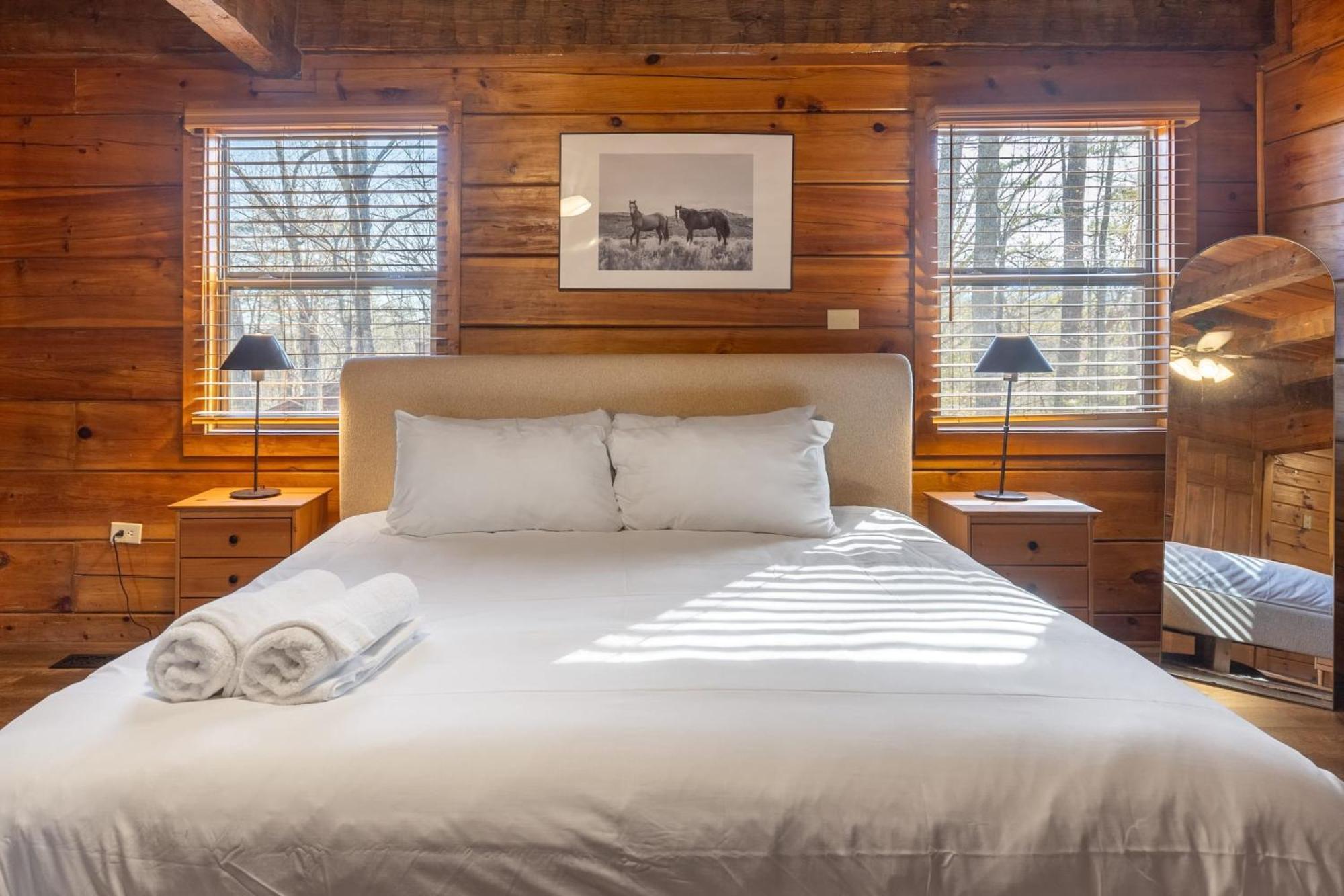 Dudley II By Avantstay Comfortable Cabin W Hot Tub Views بيدجن فورج المظهر الخارجي الصورة