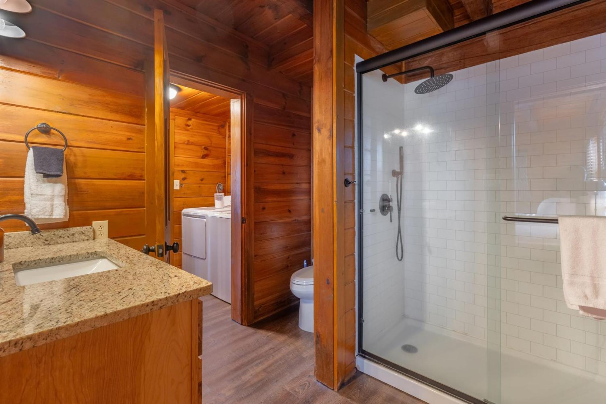 Dudley II By Avantstay Comfortable Cabin W Hot Tub Views بيدجن فورج المظهر الخارجي الصورة