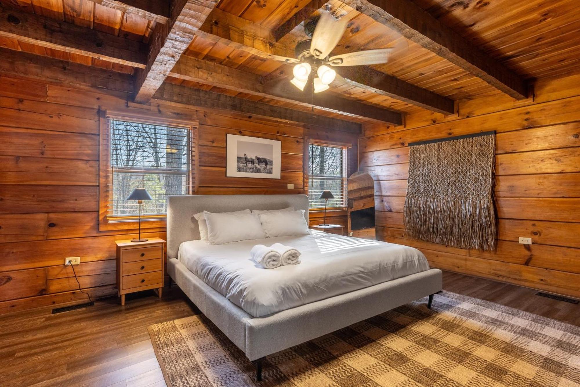 Dudley II By Avantstay Comfortable Cabin W Hot Tub Views بيدجن فورج المظهر الخارجي الصورة